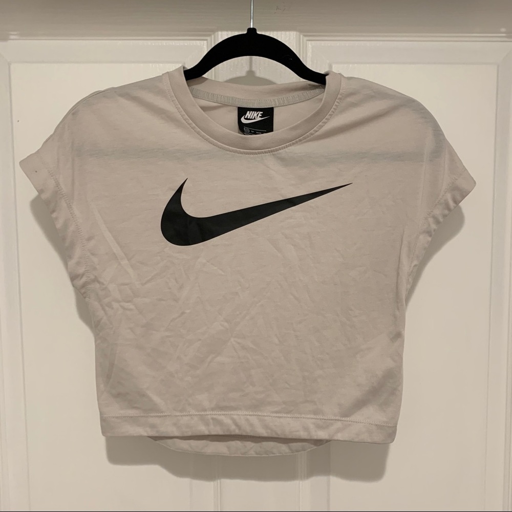 Like new Nike crop top